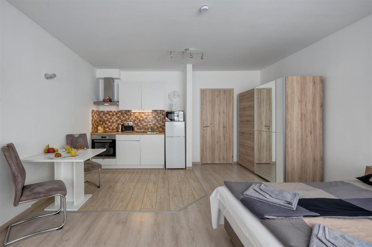 Leonardo Ground Apartment Budapest Luaran gambar
