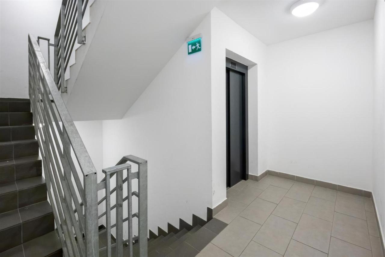 Leonardo Ground Apartment Budapest Luaran gambar