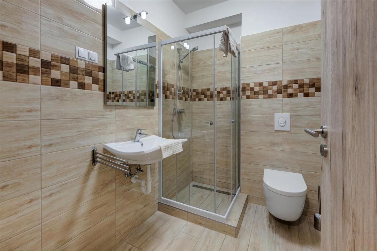 Leonardo Ground Apartment Budapest Luaran gambar