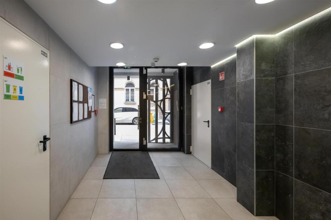 Leonardo Ground Apartment Budapest Luaran gambar